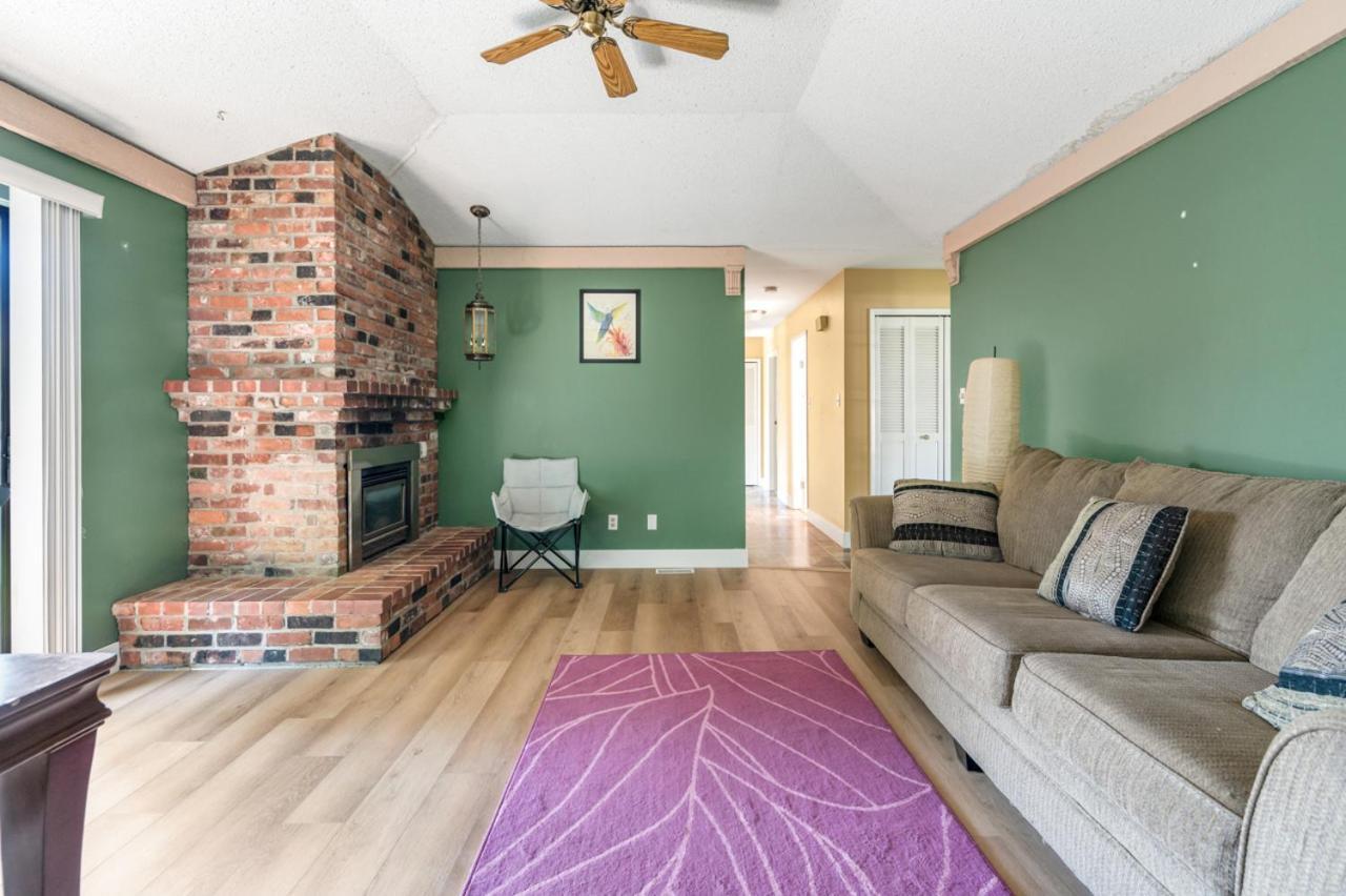 Cozy Retreat On Sandpiper Court - Room A Richmond Exteriér fotografie